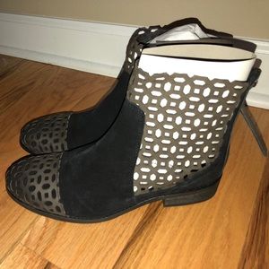 REBELS Black Booties *NEW* size 8.5